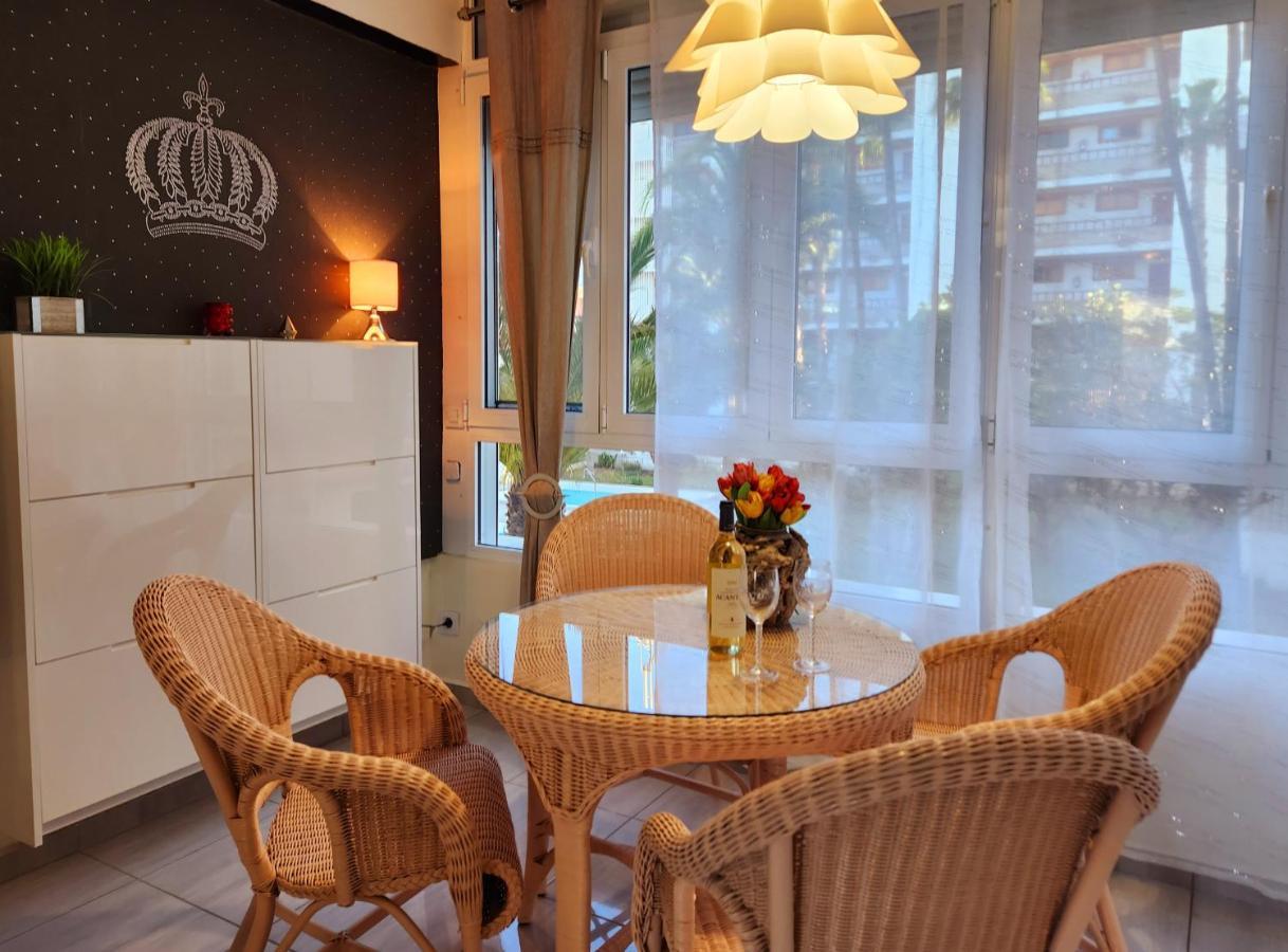 Yumbo Queen Apartment San Bartolomé Buitenkant foto