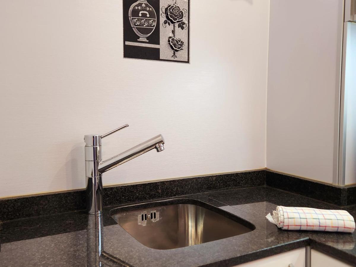 Yumbo Queen Apartment San Bartolomé Buitenkant foto