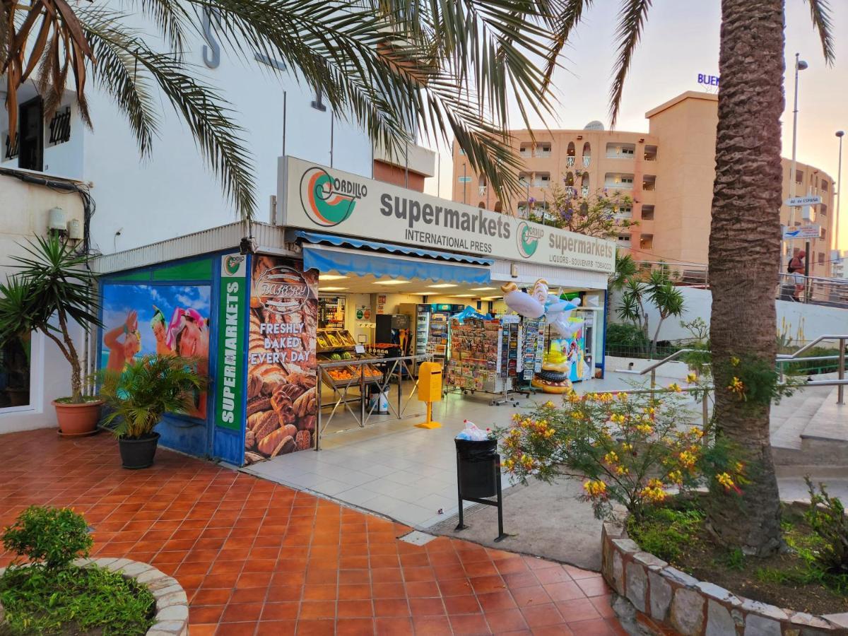 Yumbo Queen Apartment San Bartolomé Buitenkant foto